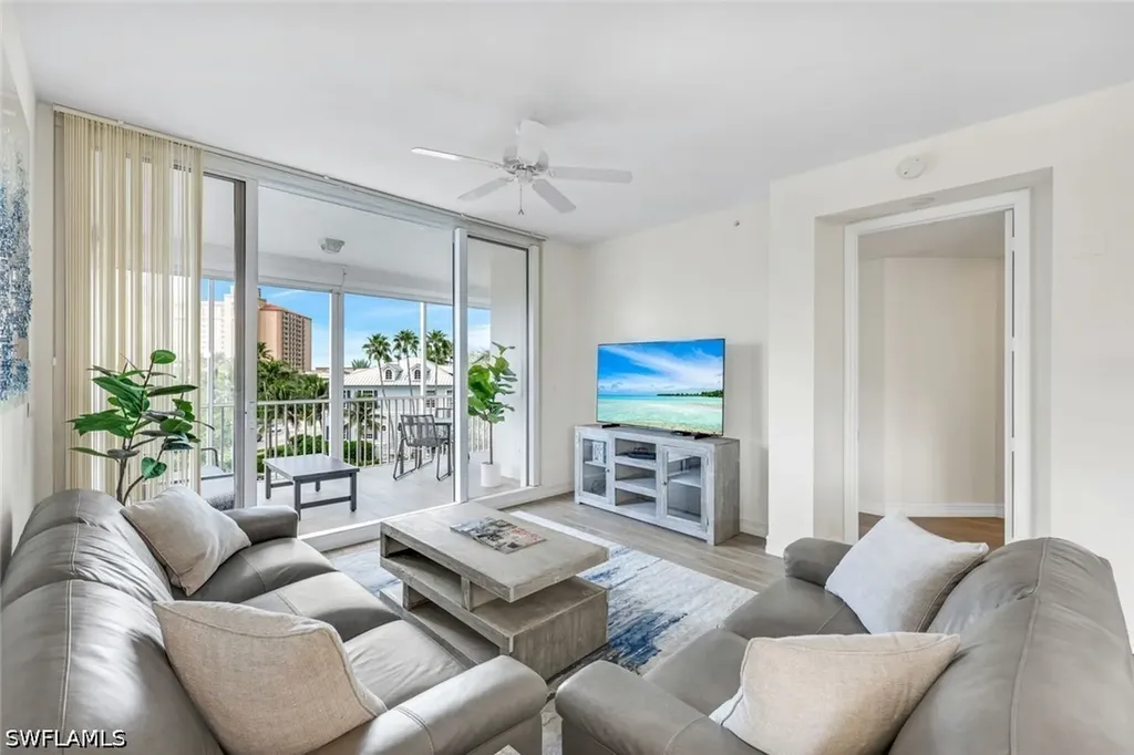 400 Flagship Drive Naples FL 34108