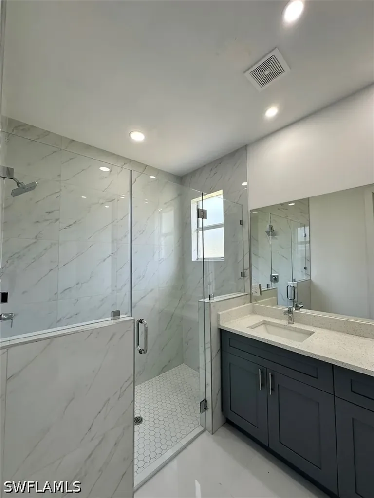 718 Chattman Street E Lehigh Acres FL 33974