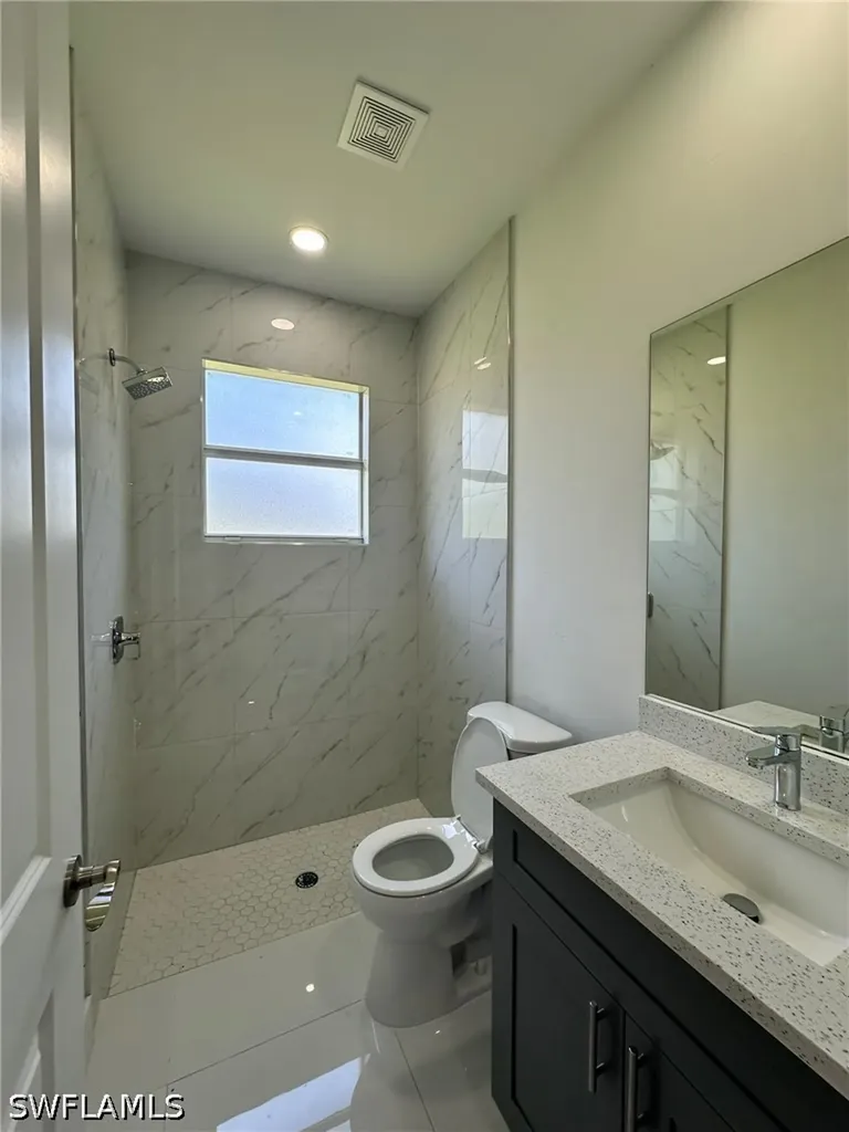 718 Chattman Street E Lehigh Acres FL 33974
