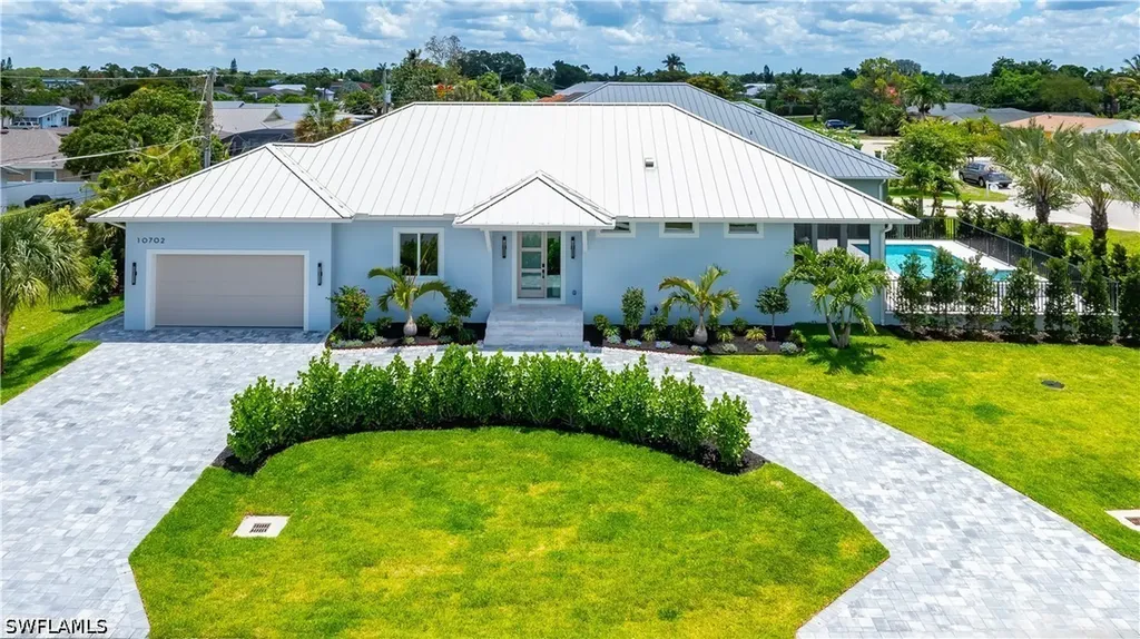 10702 6th Street Naples FL 34108
