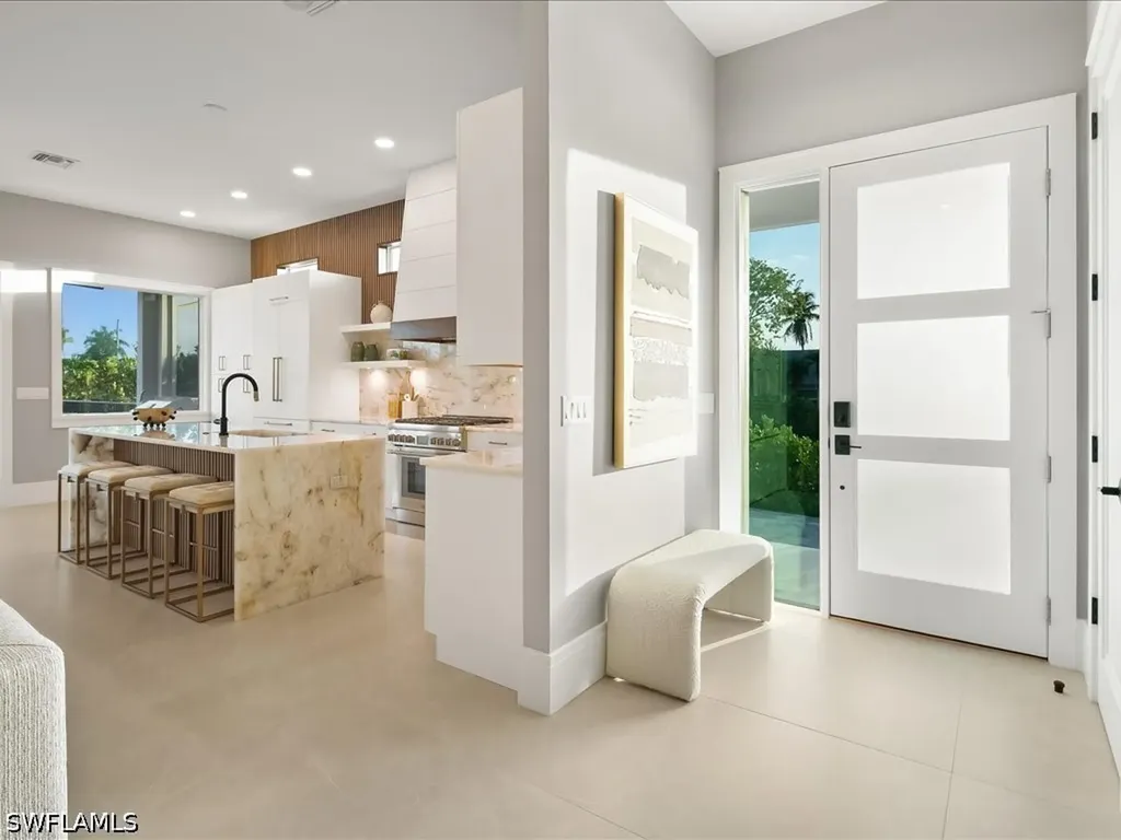 10702 6th Street Naples FL 34108