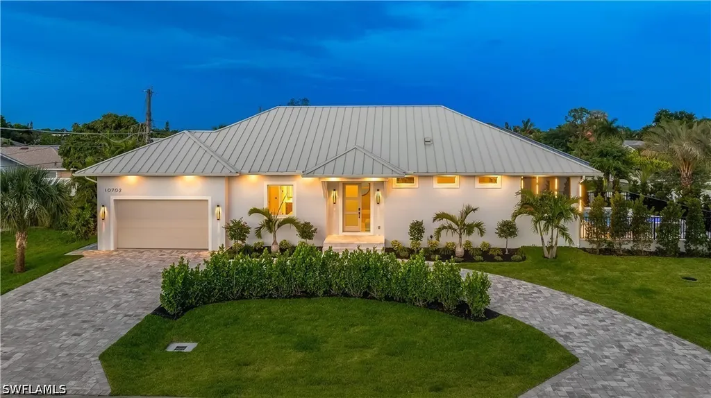10702 6th Street Naples FL 34108