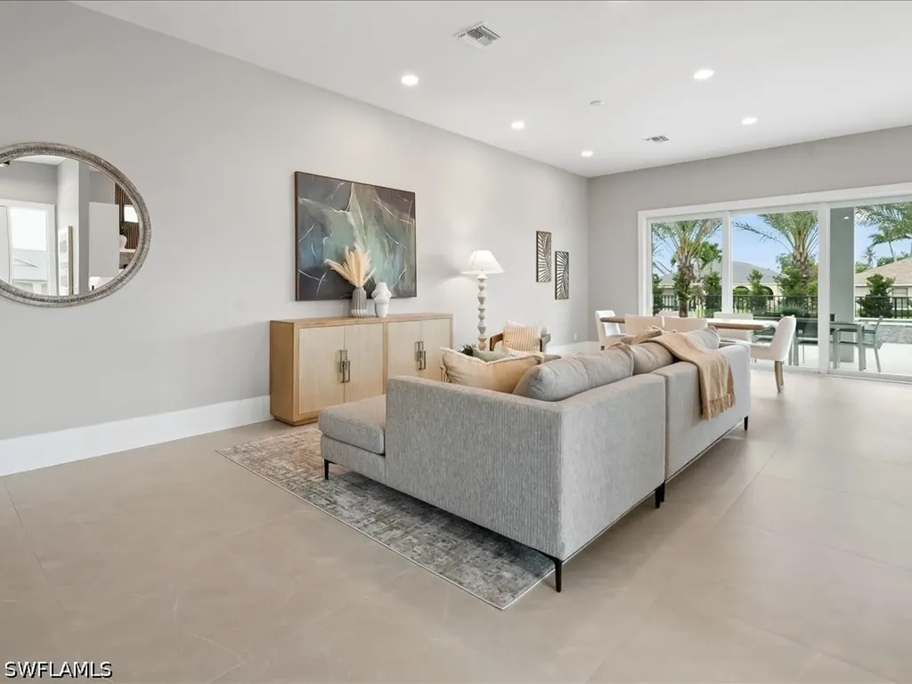 10702 6th Street Naples FL 34108