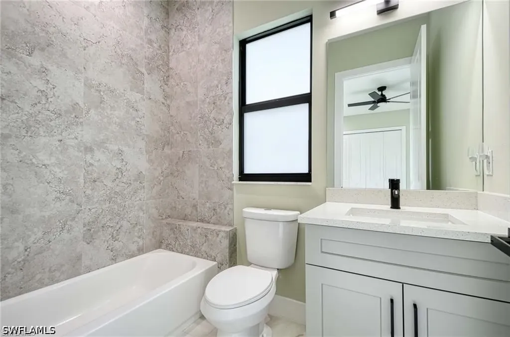 219 33rd Avenue NW Naples FL 34120
