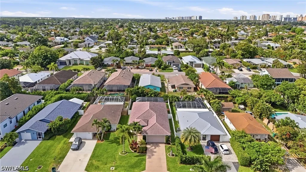 736 110th Avenue N Naples FL 34108