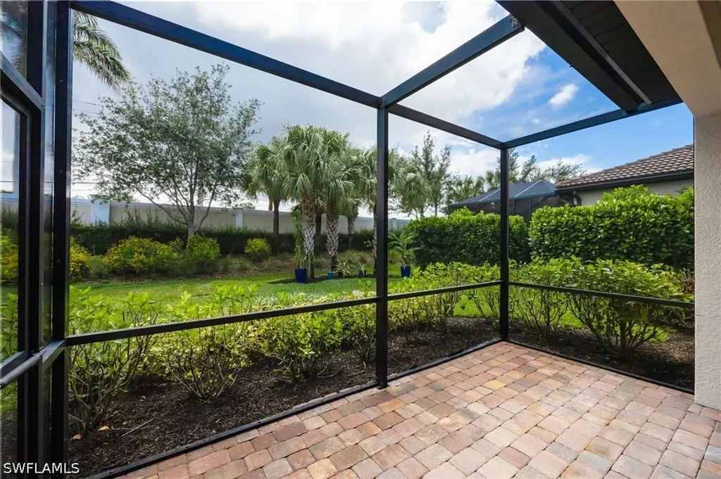 7186 Wilton Drive Naples FL 34109