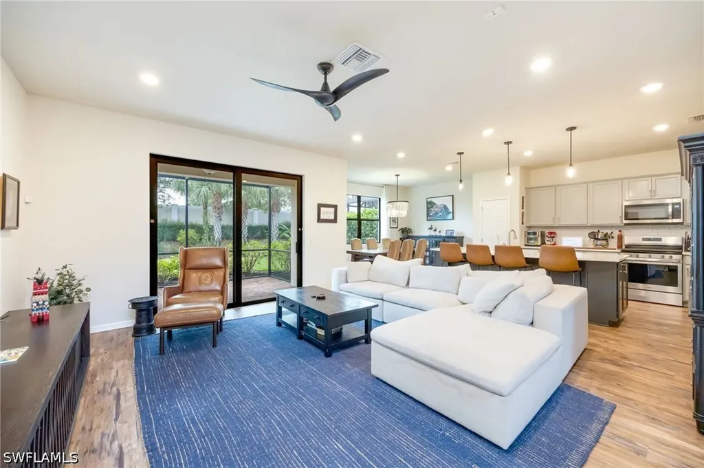 7186 Wilton Drive Naples FL 34109