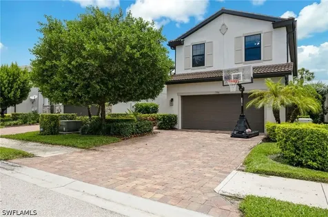 7186 Wilton Drive Naples FL 34109