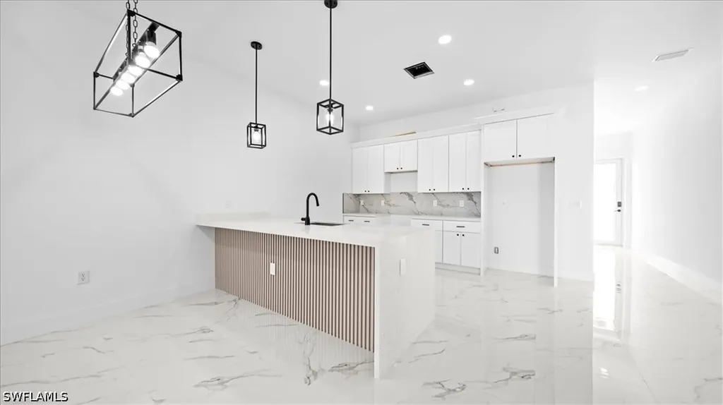 1318 NE 16th Terrace Cape Coral FL 33909