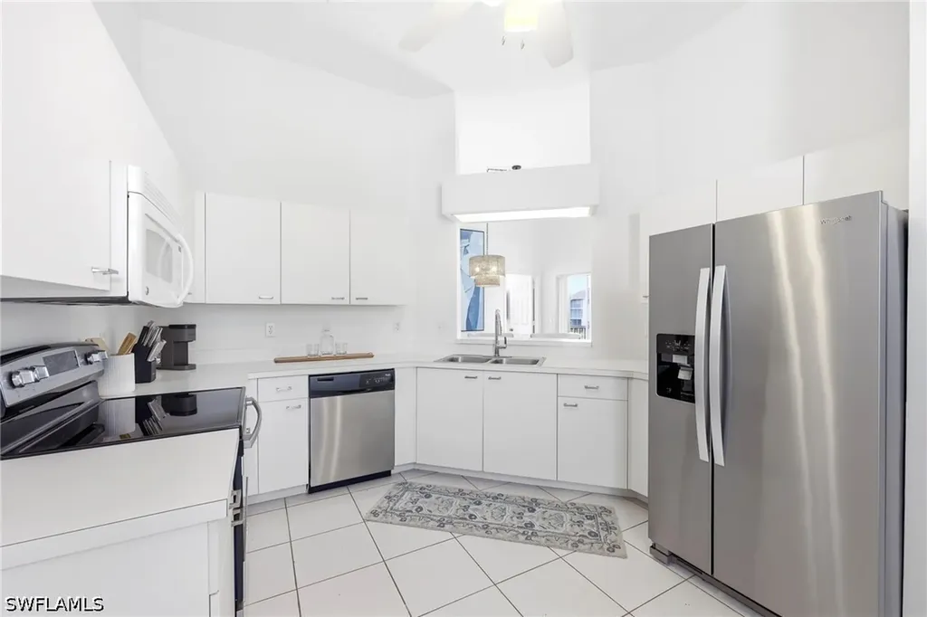 2841 Citrus Lake Drive Naples FL 34109