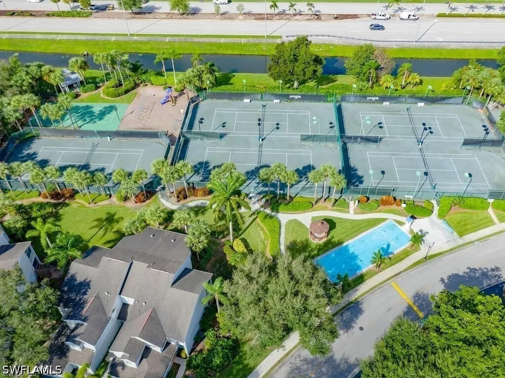 2841 Citrus Lake Drive Naples FL 34109