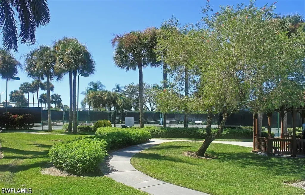 2841 Citrus Lake Drive Naples FL 34109
