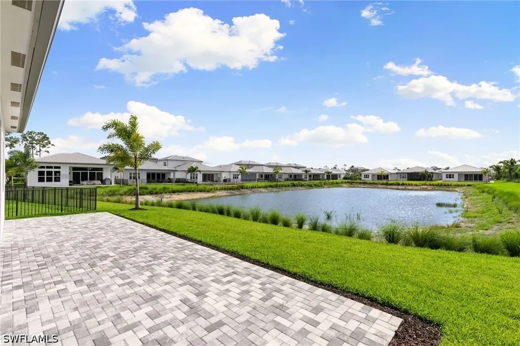 2924 Bloomfield Way Naples FL 34112