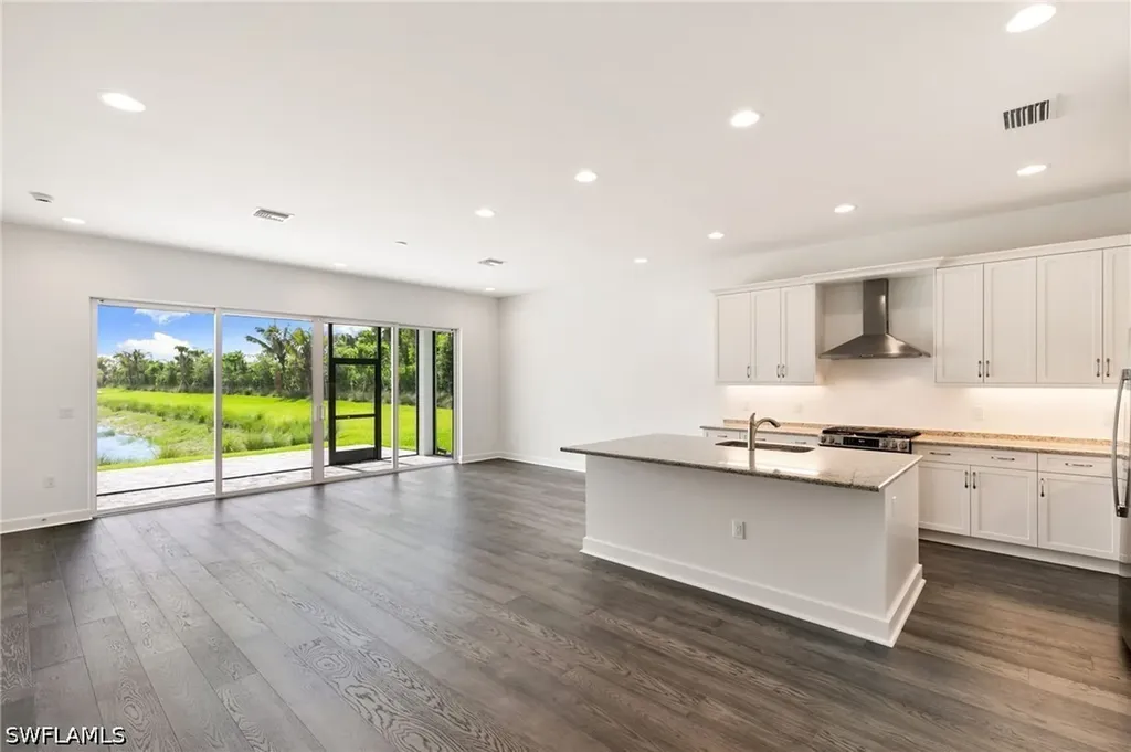 2924 Bloomfield Way Naples FL 34112