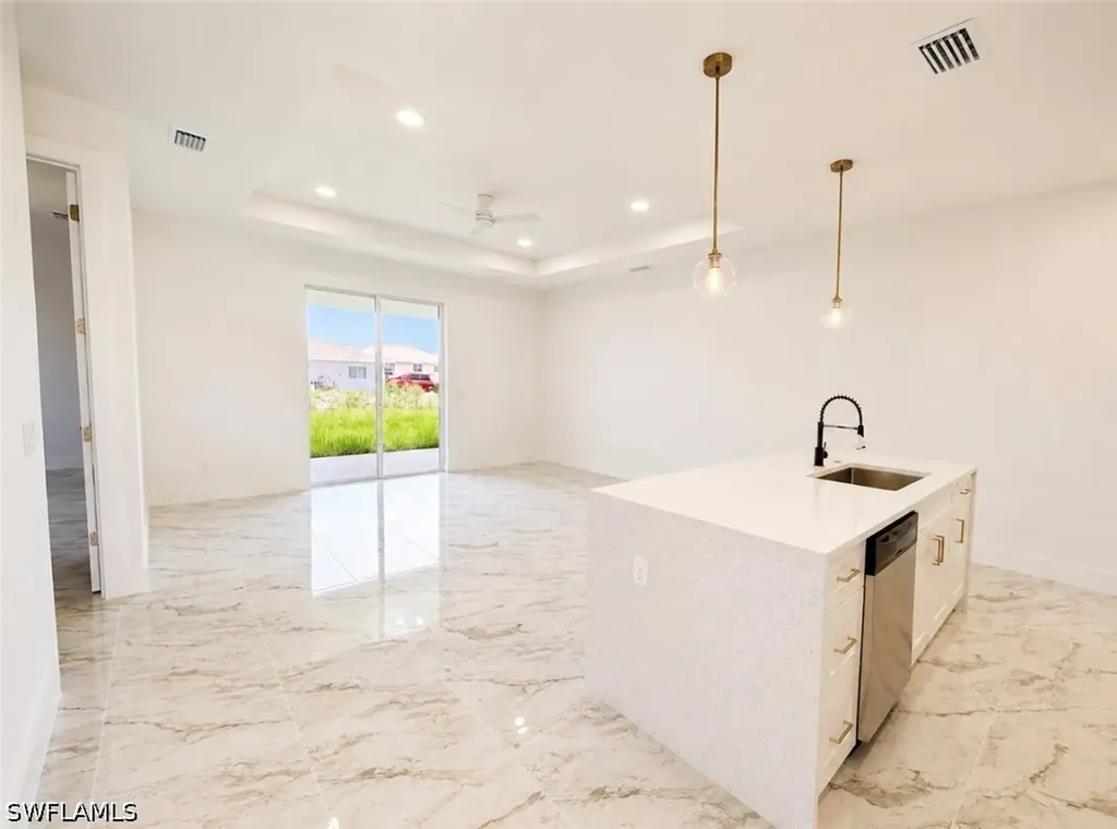 4618 25th Street SW Lehigh Acres FL 33973