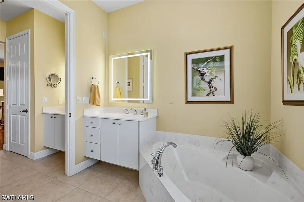 1036 Admiralty Court Marco Island FL 34145