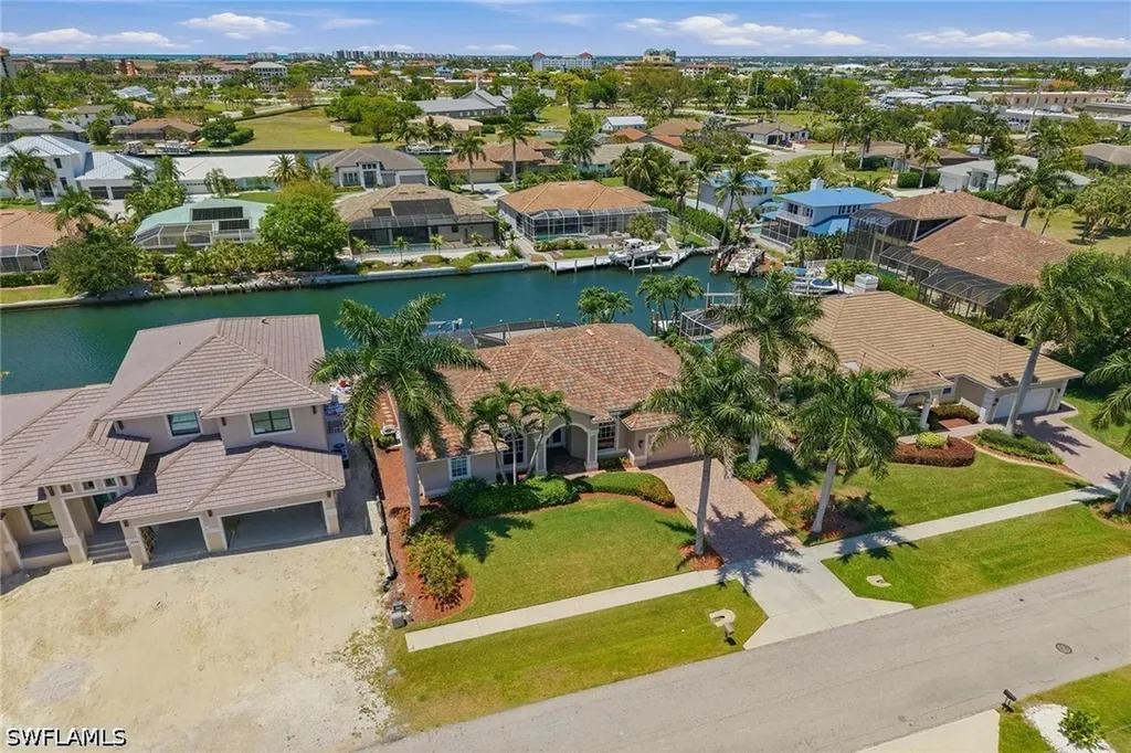 1036 Admiralty Court Marco Island FL 34145