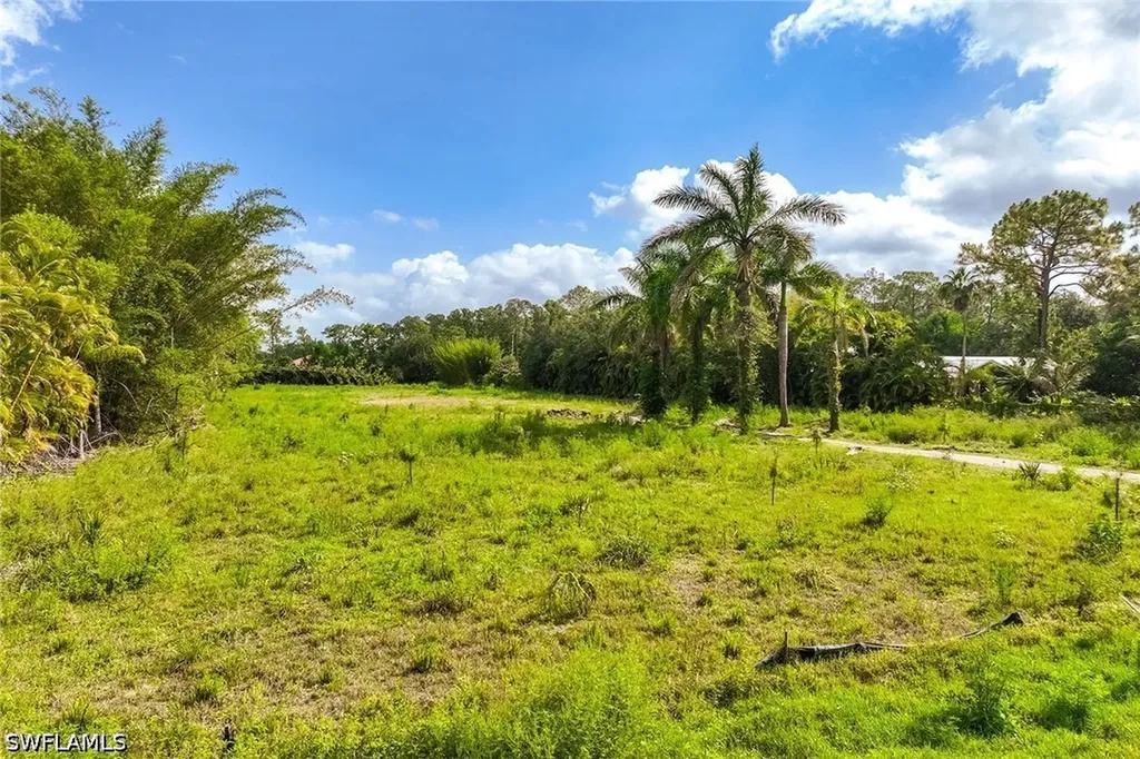 5823 Spanish Oaks Lane Naples FL 34119