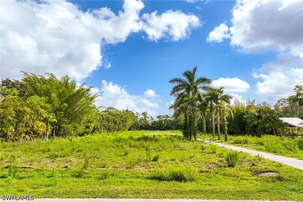 5823 Spanish Oaks Lane Naples FL 34119