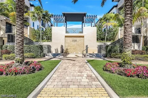 1135 3RD Avenue S Naples FL 34102