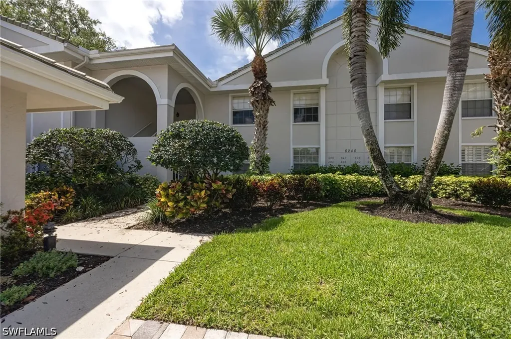 Naples FL, 6240 Bellerive Avenue, Unit 603