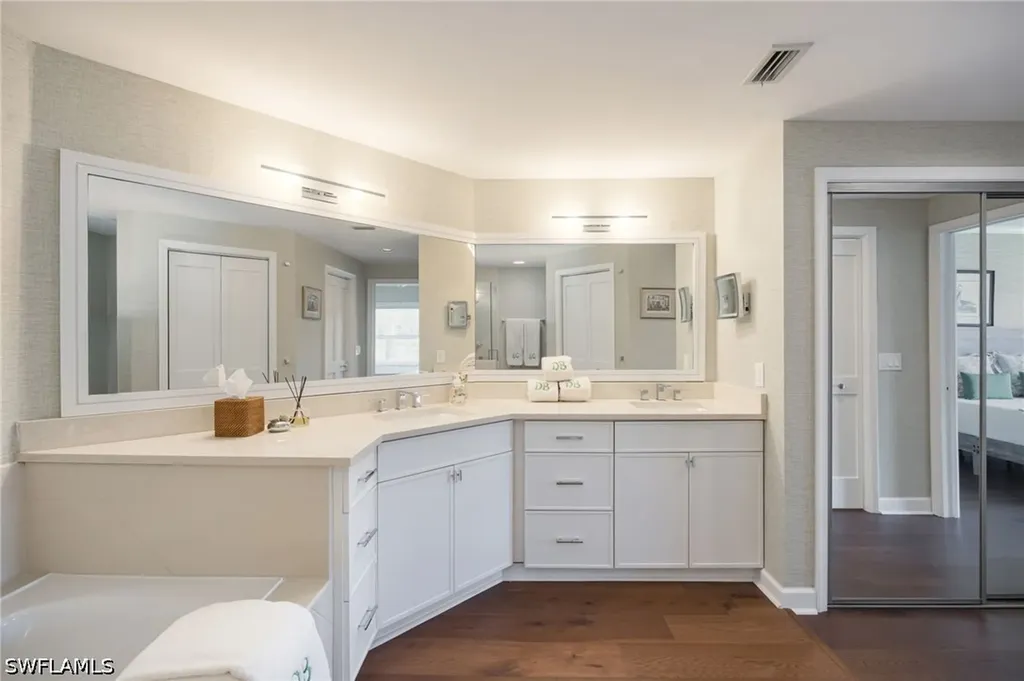 6240 Bellerive Avenue Naples FL 34119