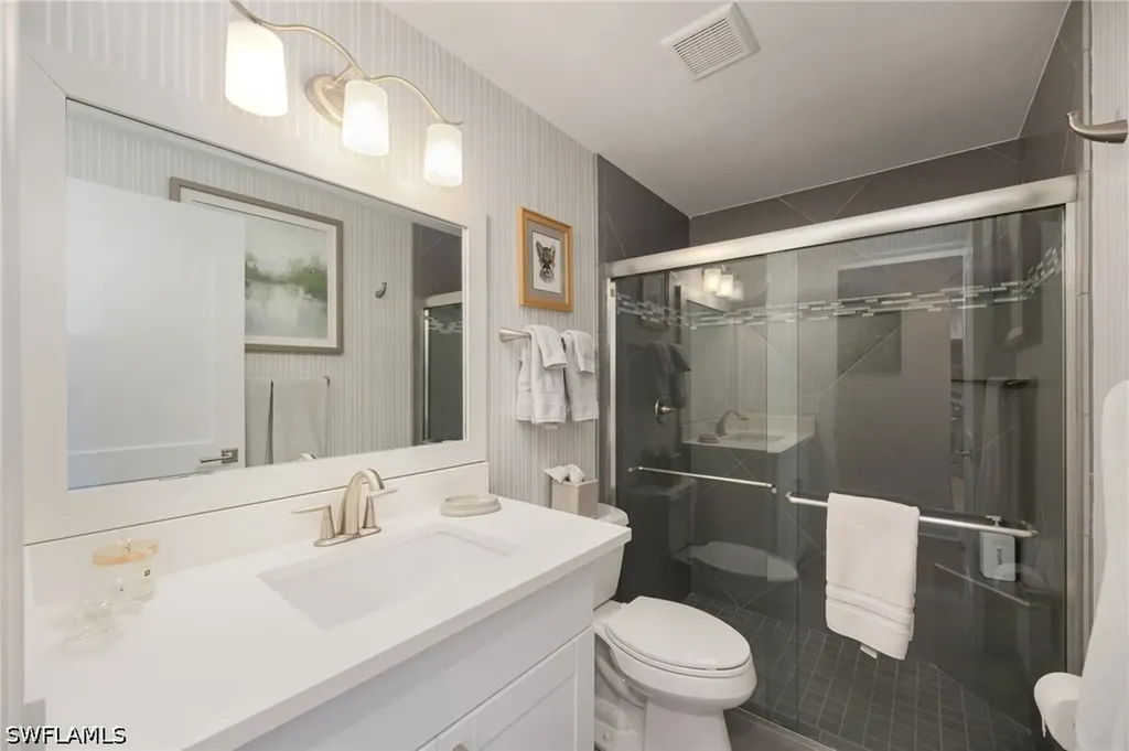 6240 Bellerive Avenue Naples FL 34119