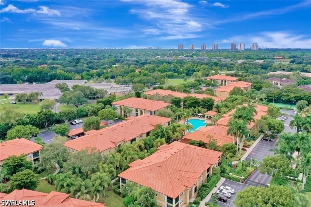 8940 Colonnades Court E Bonita Springs FL 34135