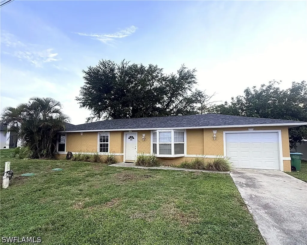 1006 NE 2nd Avenue Cape Coral FL 33909