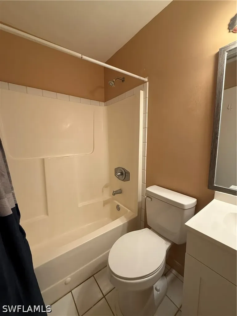 1006 NE 2nd Avenue Cape Coral FL 33909