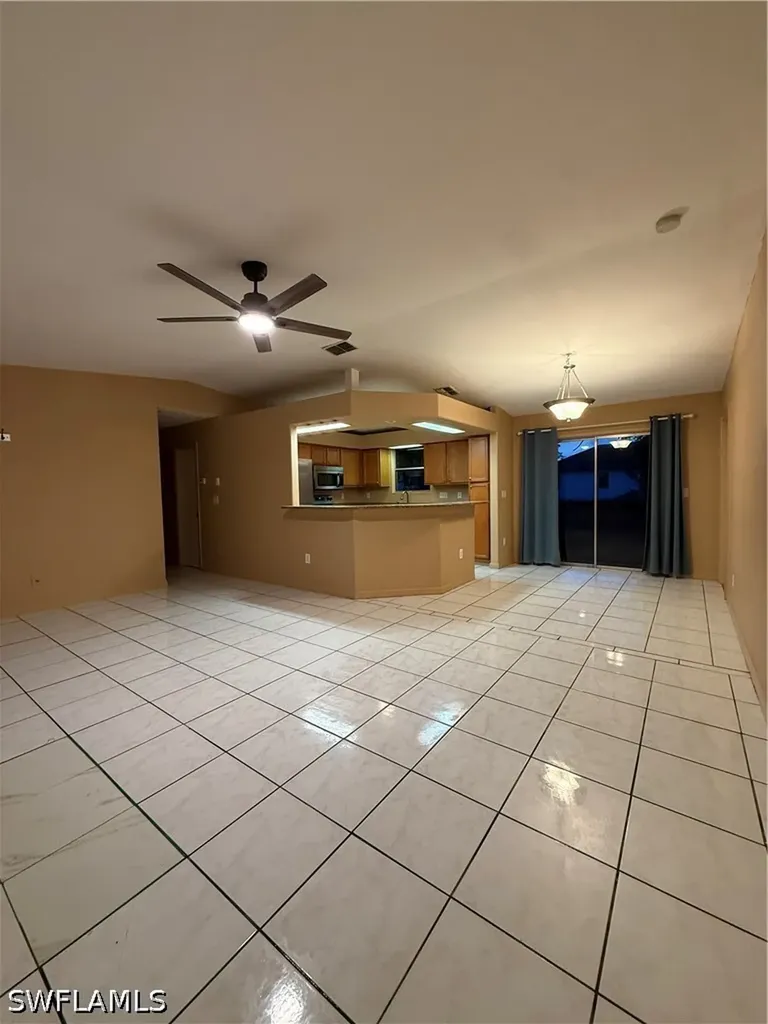1006 NE 2nd Avenue Cape Coral FL 33909