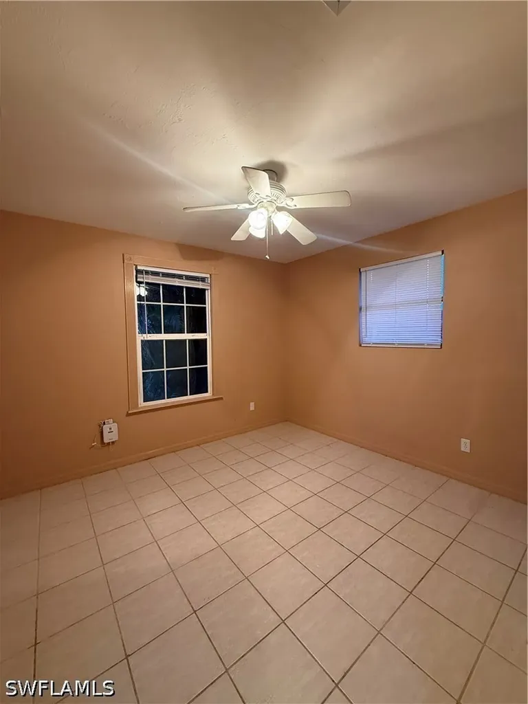 1006 NE 2nd Avenue Cape Coral FL 33909