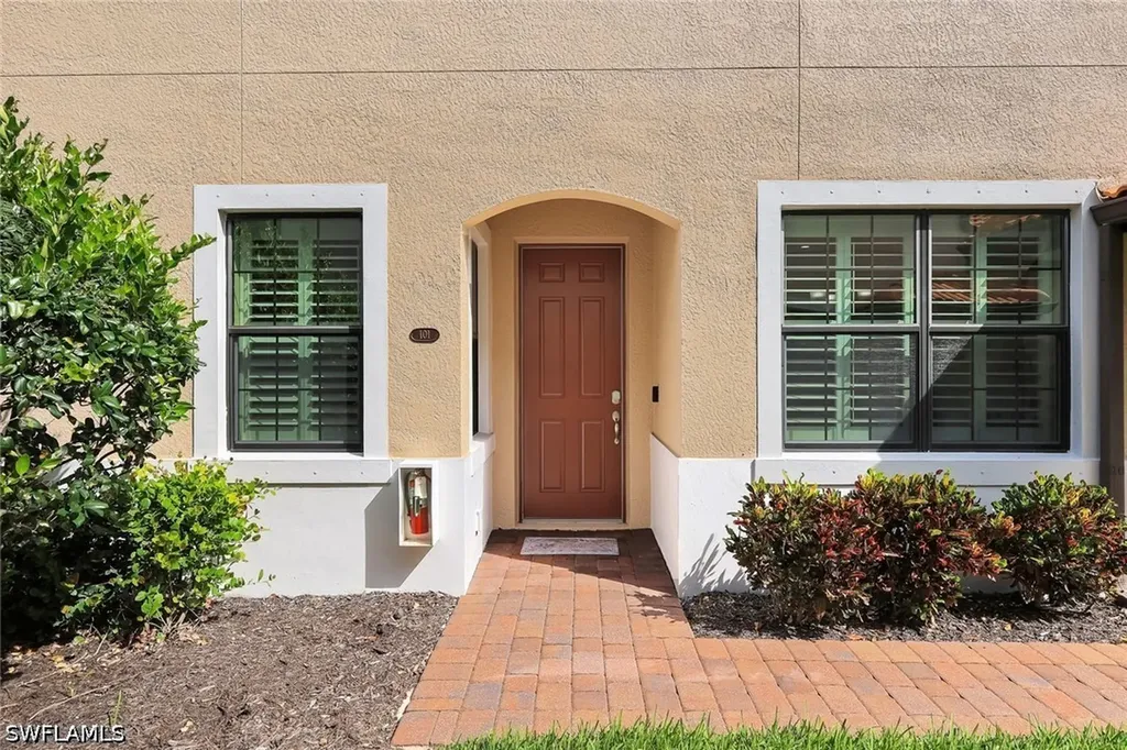 26193 Palace Lane Bonita Springs FL 34135
