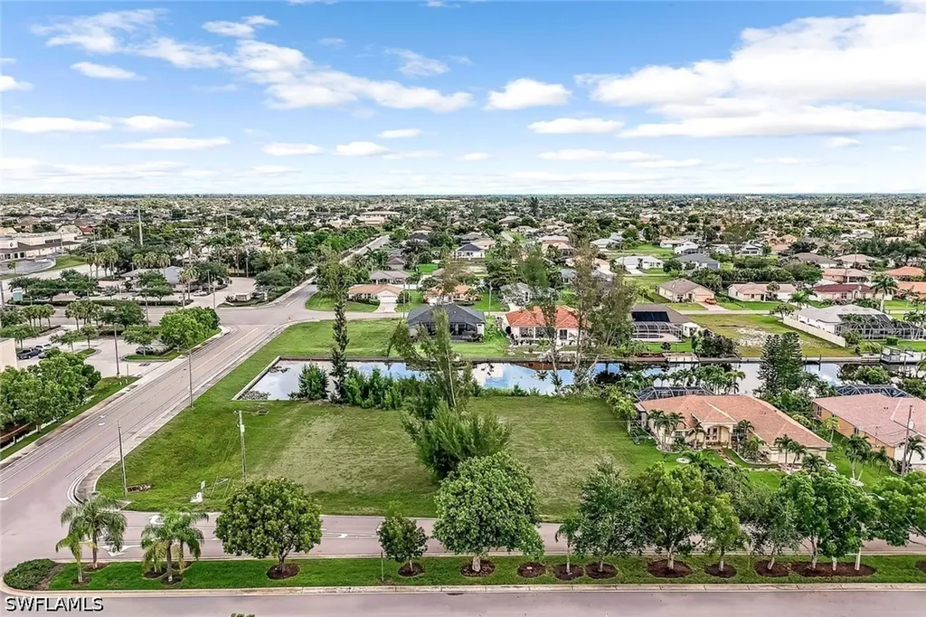119 Aviation Parkway Cape Coral FL 33904