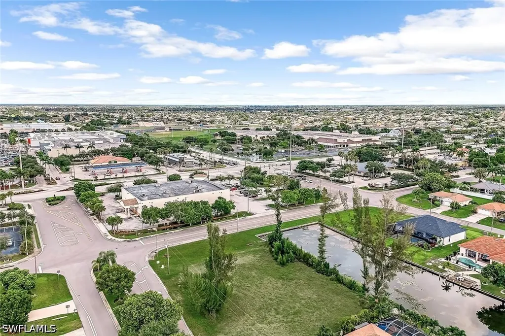 119 Aviation Parkway Cape Coral FL 33904