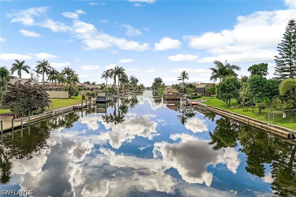 119 Aviation Parkway Cape Coral FL 33904