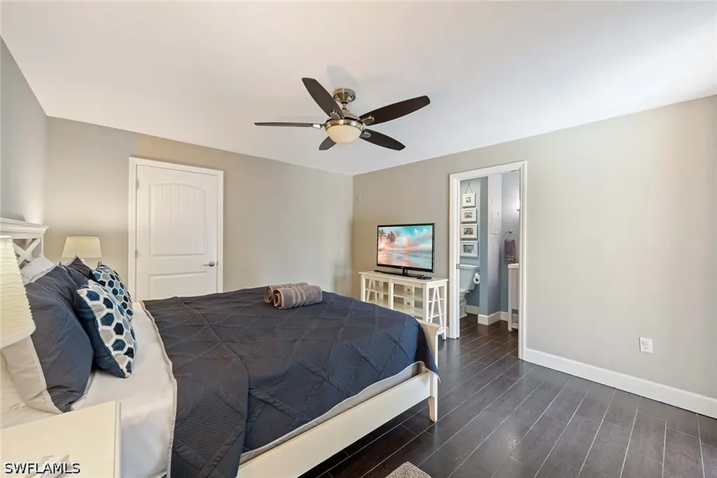 856 104th Avenue N Naples FL 34108