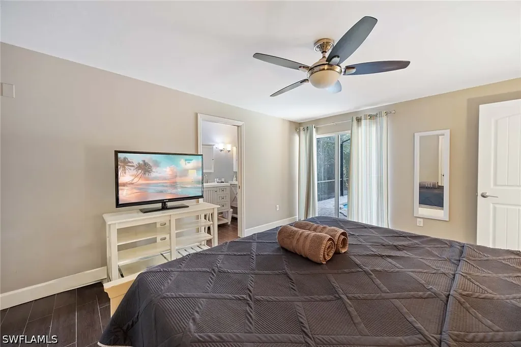 856 104th Avenue N Naples FL 34108