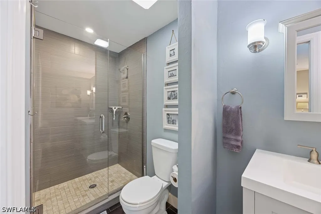 856 104th Avenue N Naples FL 34108