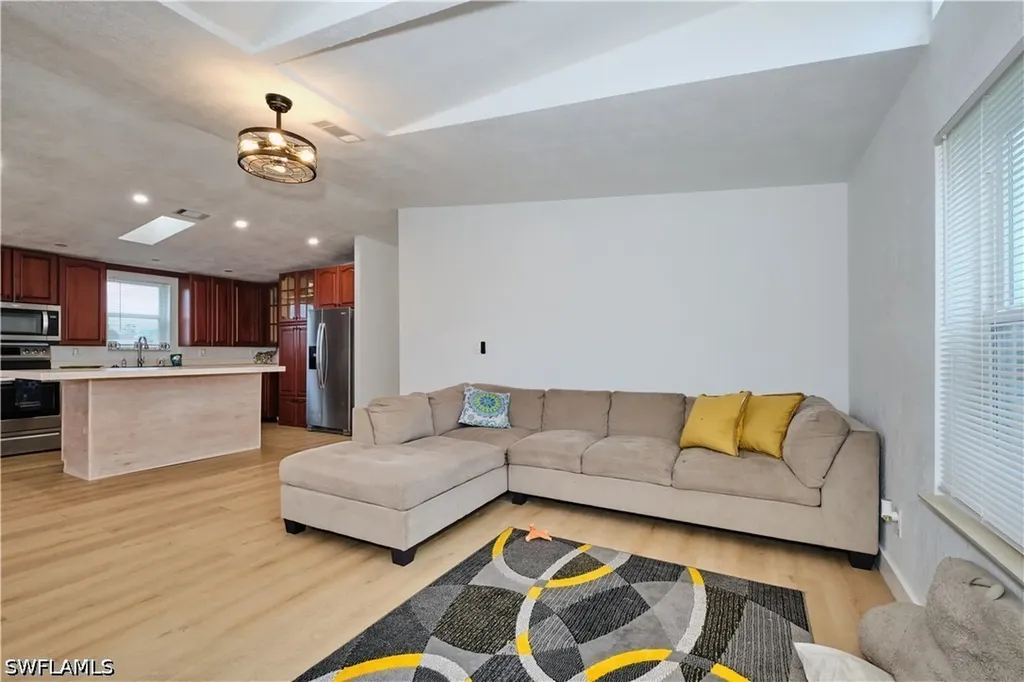 16820 Banyon Drive Fort Myers FL 33908