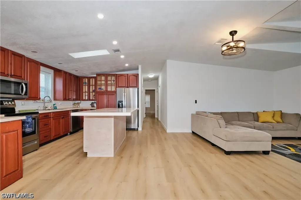 16820 Banyon Drive Fort Myers FL 33908