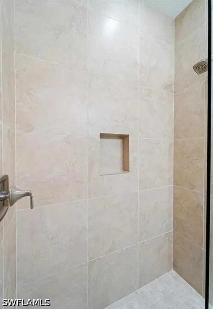 732 7th Avenue N Naples FL 34102
