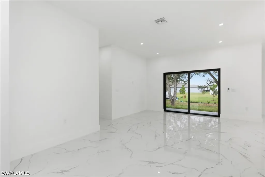 161 Blackstone Drive Fort Myers FL 33913