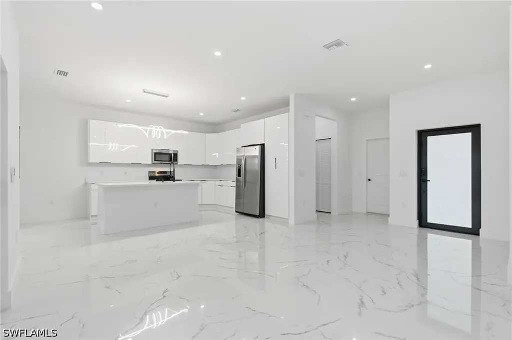 161 Blackstone Drive Fort Myers FL 33913