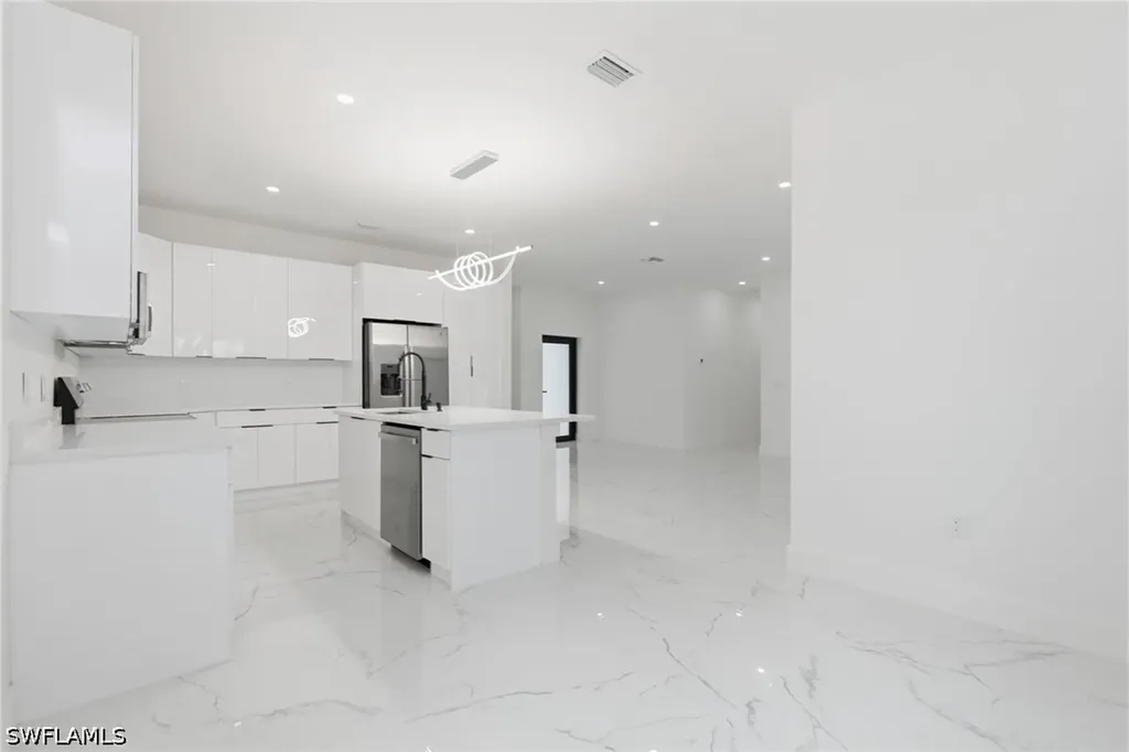 161 Blackstone Drive Fort Myers FL 33913