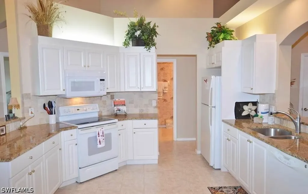 5923 Sand Wedge Lane Naples FL 34110