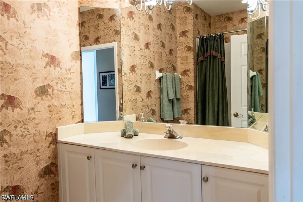 5923 Sand Wedge Lane Naples FL 34110