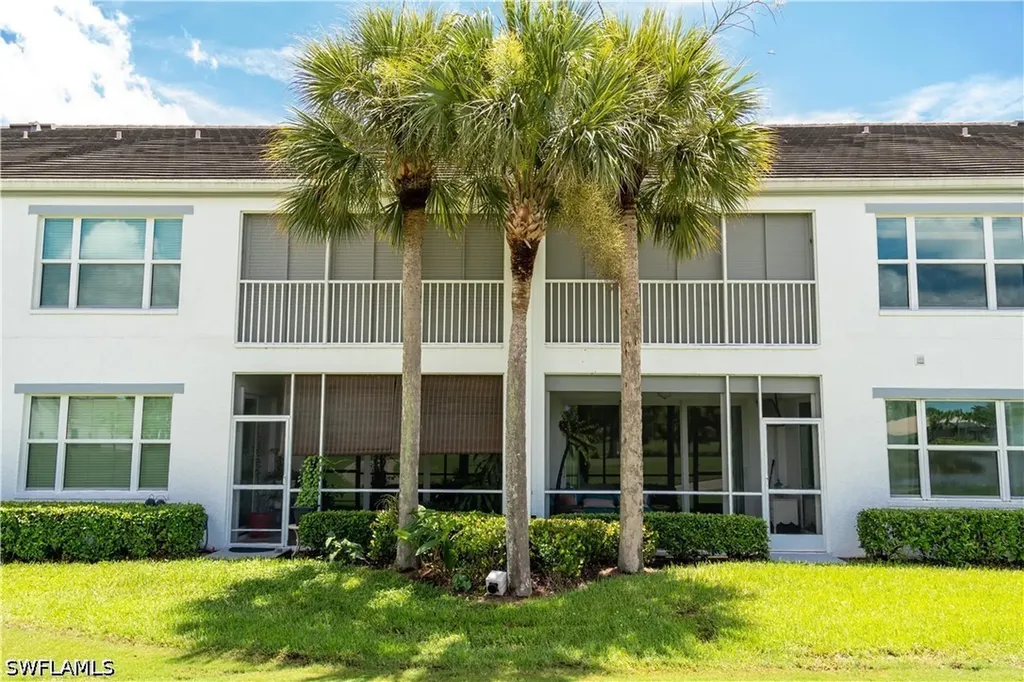 5923 Sand Wedge Lane Naples FL 34110