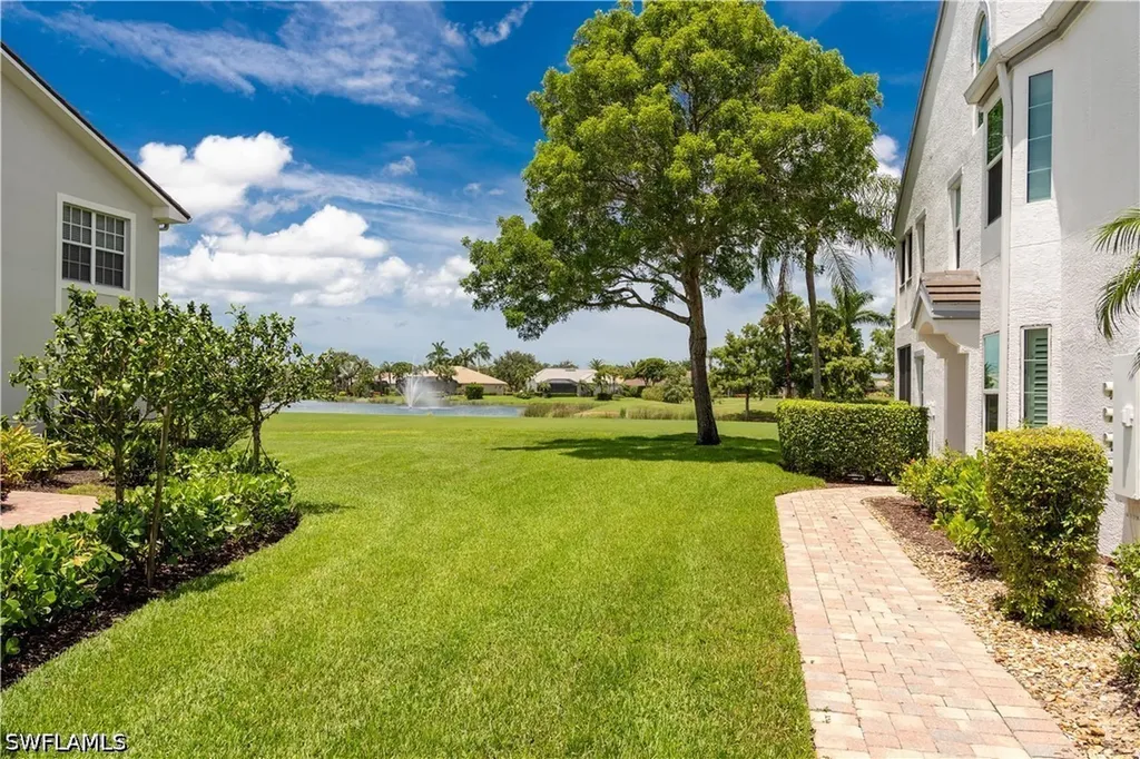 5923 Sand Wedge Lane Naples FL 34110
