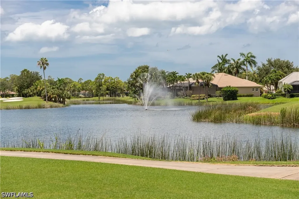 5923 Sand Wedge Lane Naples FL 34110